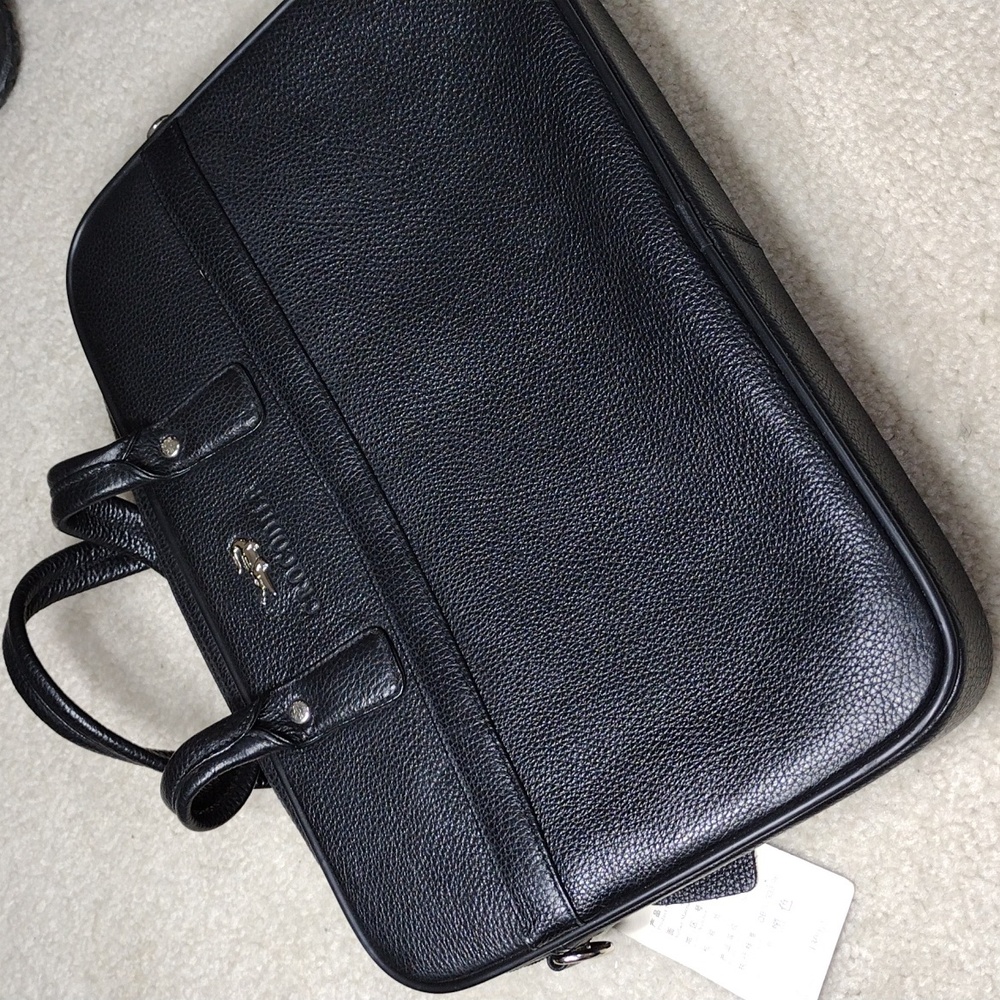 Crocodile brand unisex black pebbled leather bag. NWT.